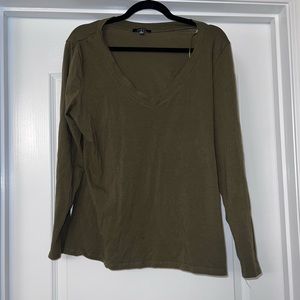 Vneck long sleeve shirts